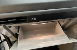 Kia PV5 Cargo, 2025, glove box